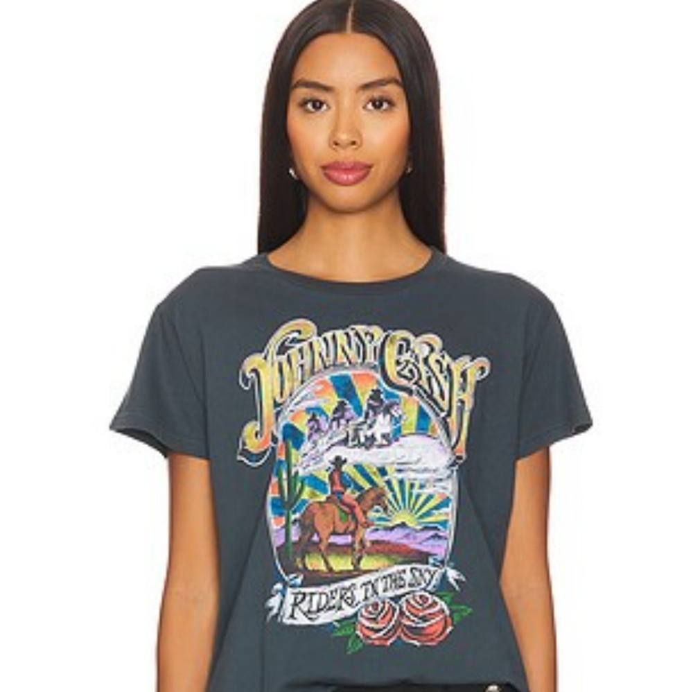 Daydreamer Graphic Tee in Black